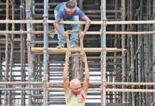 सर्वव्यापी महामारी में लॉकडाउन के दौरान एमिटी यूनिवर्सिटी निर्माण क्षेत्र* के मज़दूरों की व्यथा का केस स्टडी